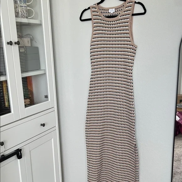 Le Lis Dresses | Le Lis Cream and Black Patterned Knit Maxi Dress with Side Slit | Color: Black/Cream | Size: S | Pm-80296972'S Closet